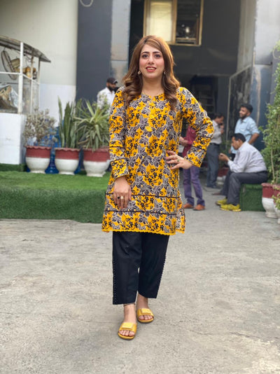 082 Yellow Black | Fariha G